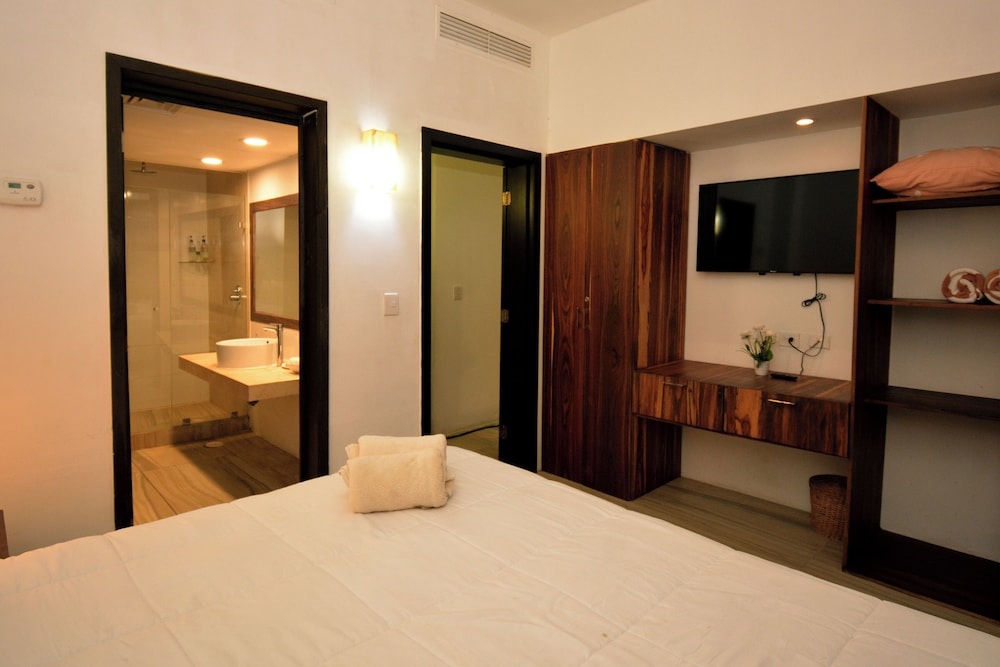Aldea Thai by AR Vacations