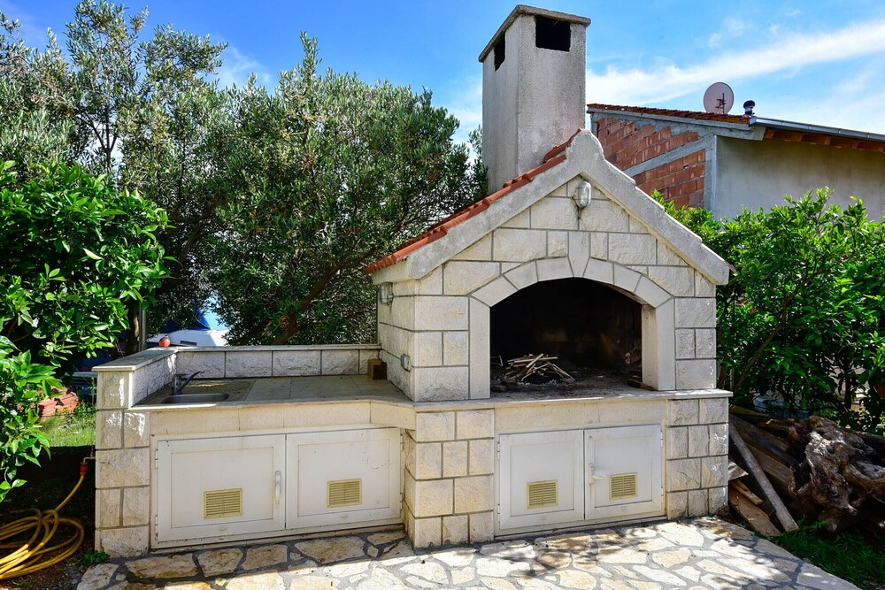 Photo 18