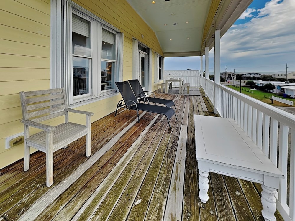 Windansea by Topsail Realty