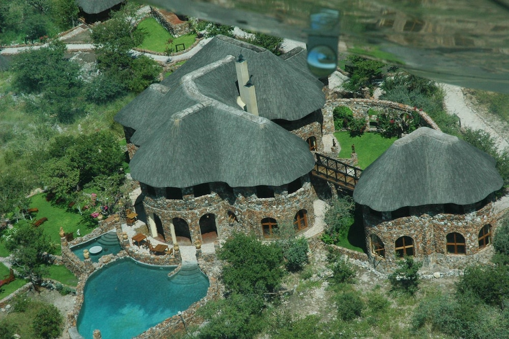 Eagle Tented Lodge & Spa Etosha
