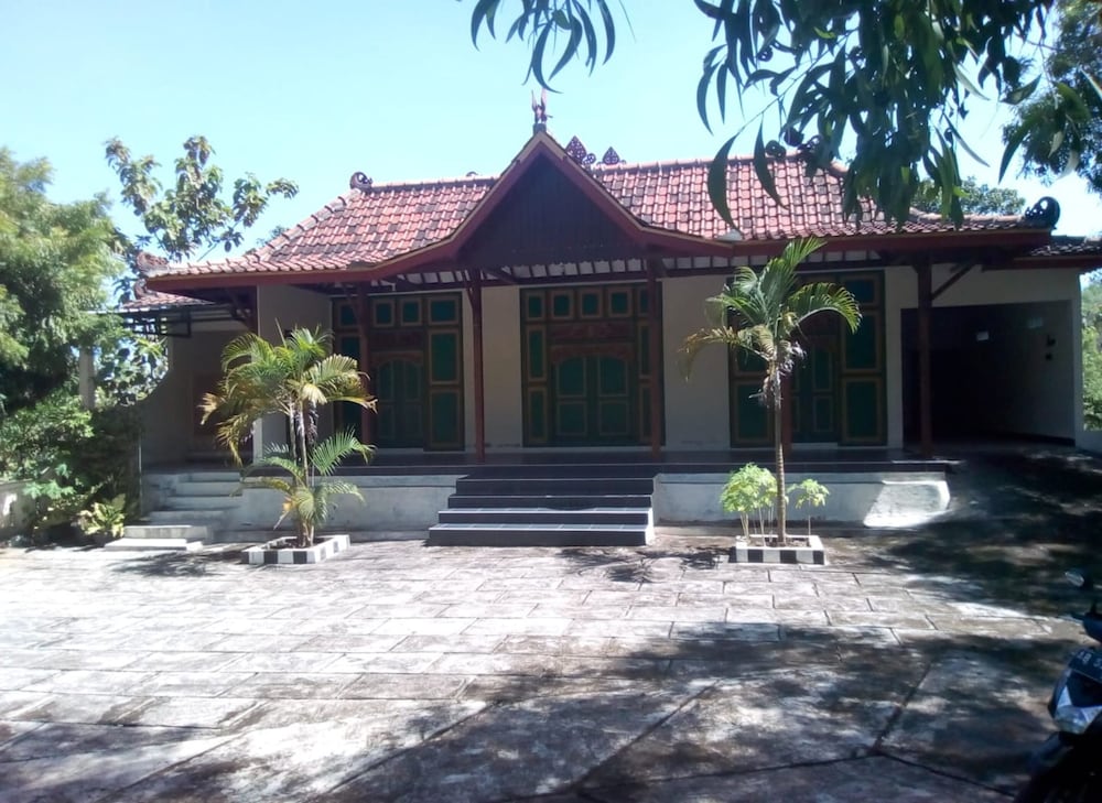 Photo 33