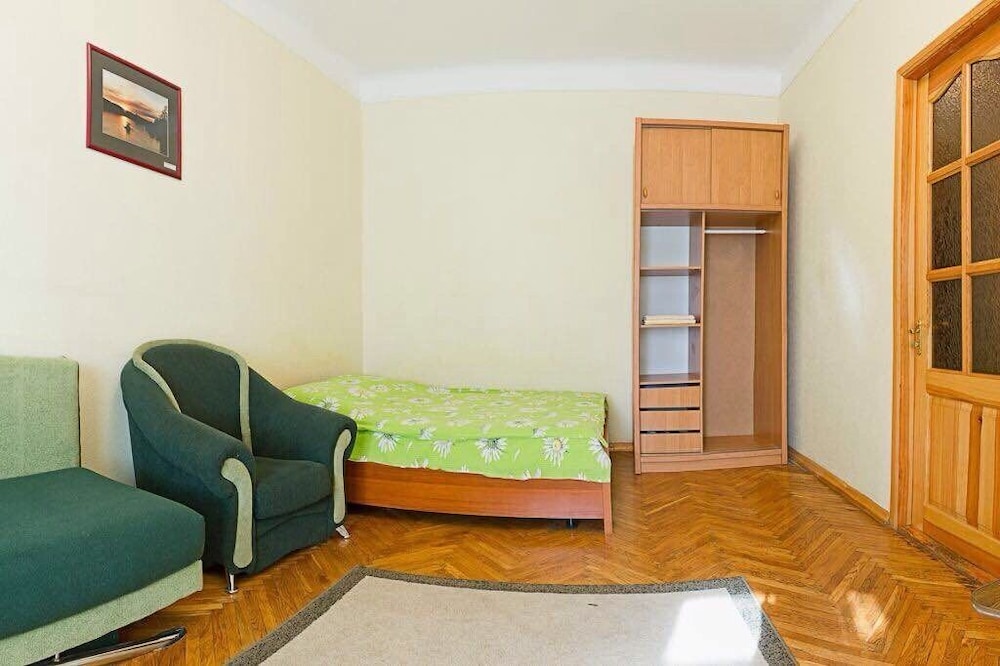 Apart Kiev Khokhlovykh 6 view 4