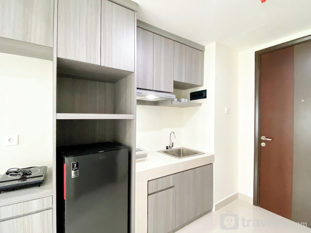 Homey And Warm Studio Pollux Chadstone Apartment