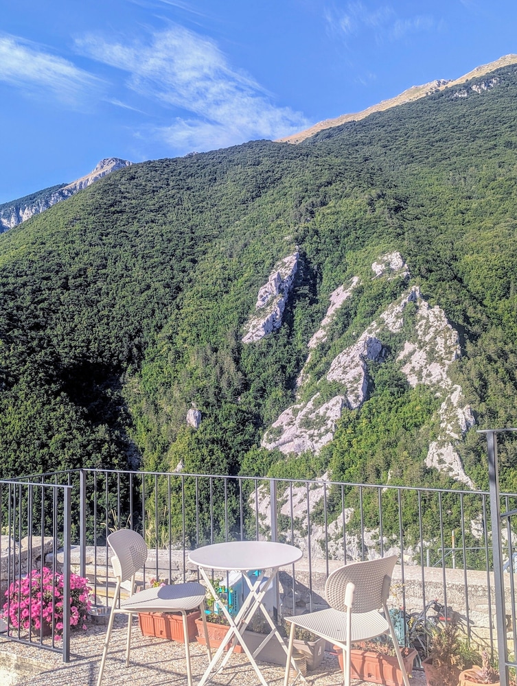 Casa Avella Mountain Retreat