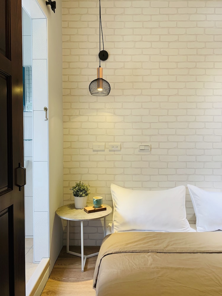 OYAJI Guesthouse