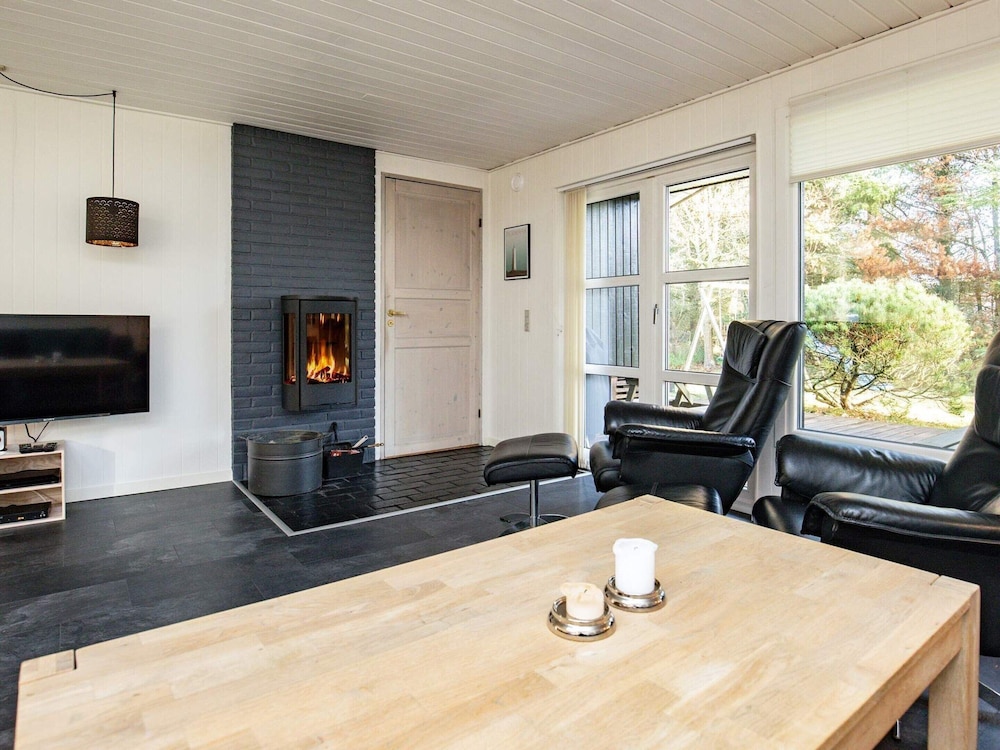 6 Person Holiday Home in Blavand view 5