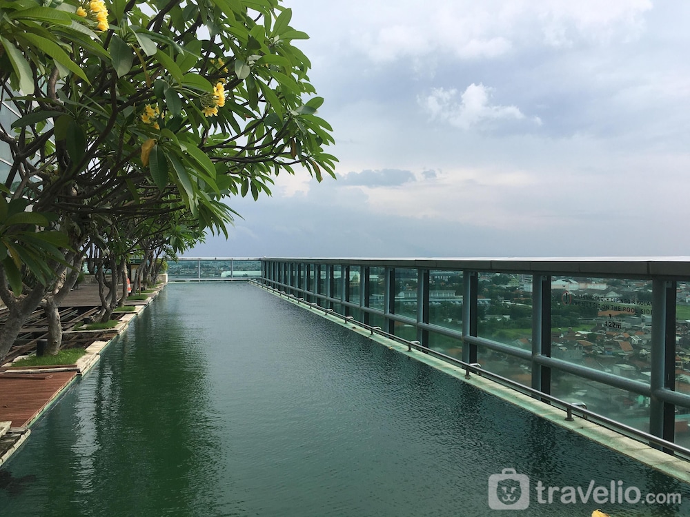 Spacious And Comfortable Living 3Br Apartment At Aryaduta Residence