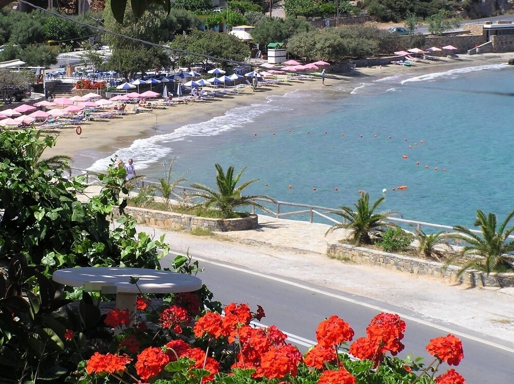 Poppy Villas