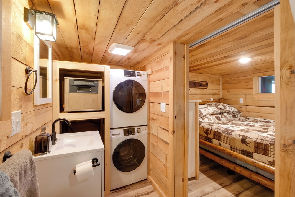 1 Mi to Mohican River: Wooded Retreat w/ Trails!