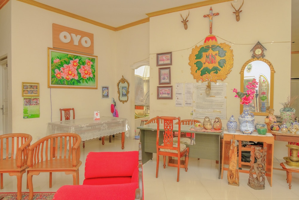 OYO Life 414 Loji Rejo Guest House view 3