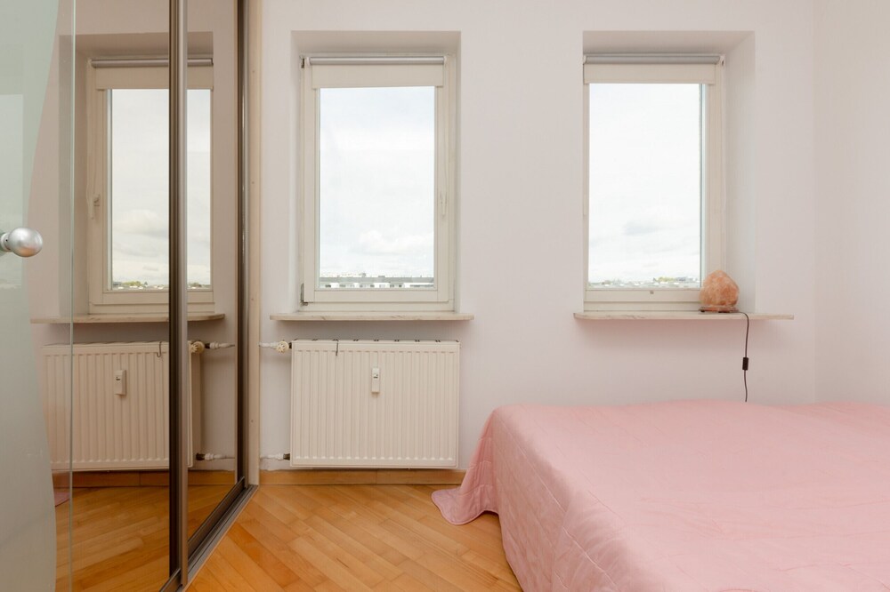 Bemowo Powstanców Slaskich by Renters view 5