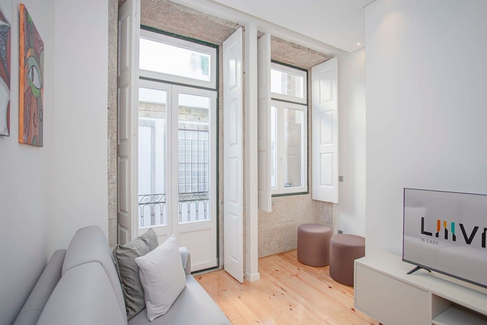 Liiiving in Porto-mouzinho Residence Apartment 2T