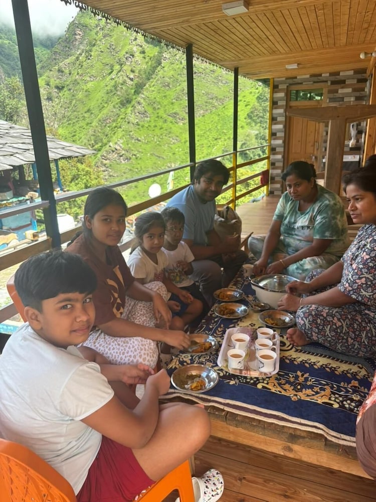 Viraaj Homestay