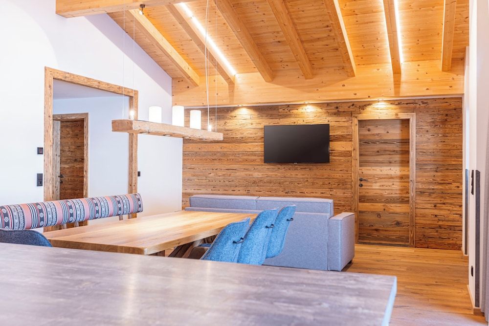 Zugspitz Suites Lermoos by ALPS RESORTS