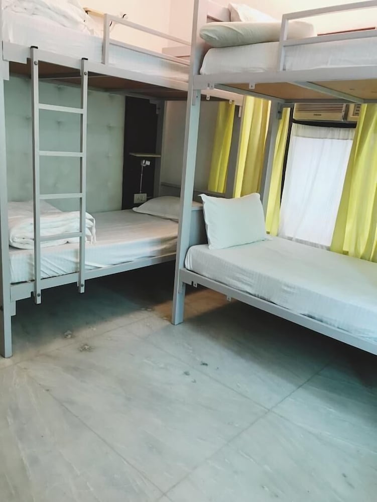 Hide-In Udaipur - Hostel