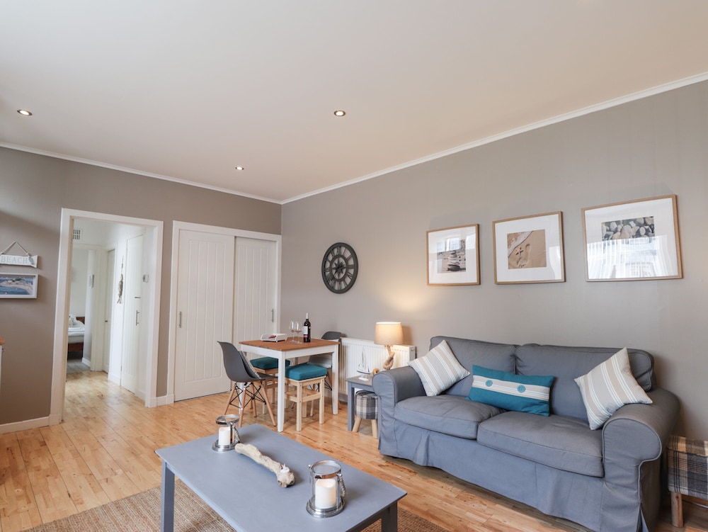 18b New Street