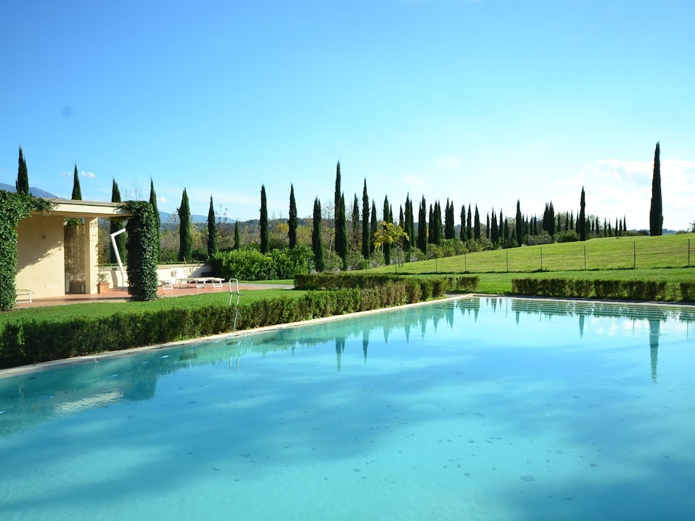 Garden & Wine Country Stay photo 2