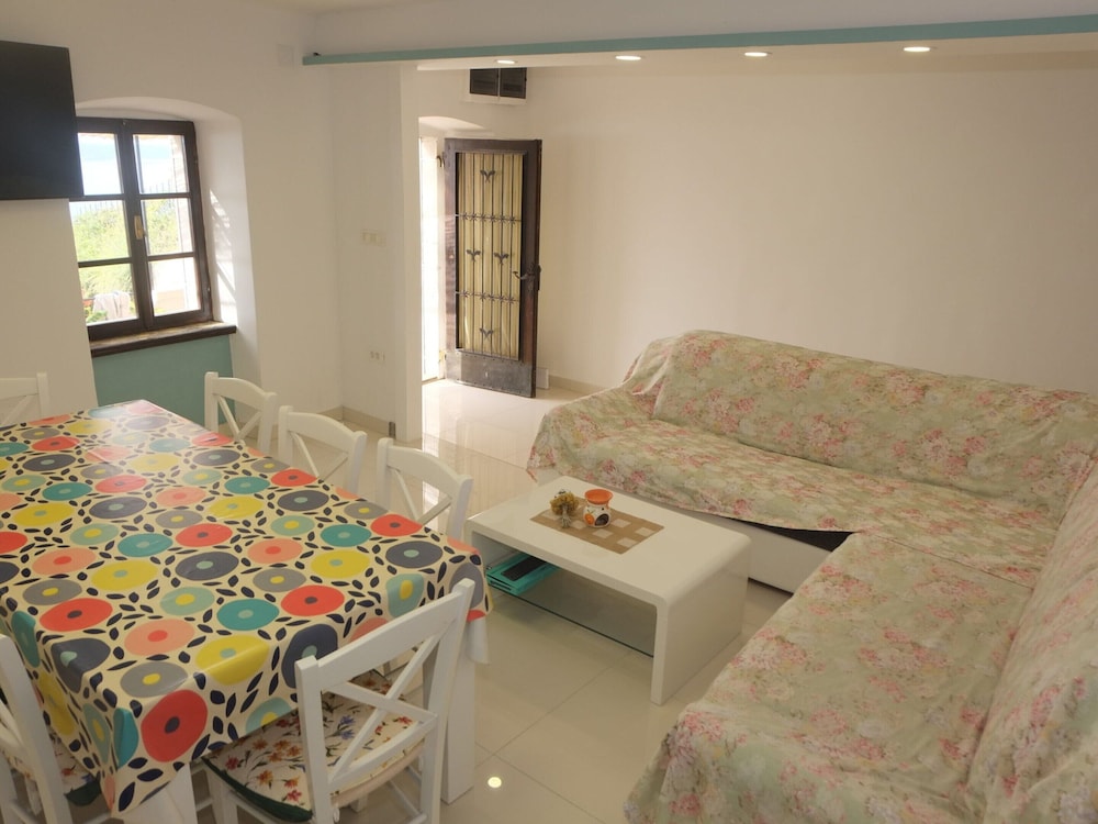 Spacious Holiday Home With Terrace & Great Sea View view 5