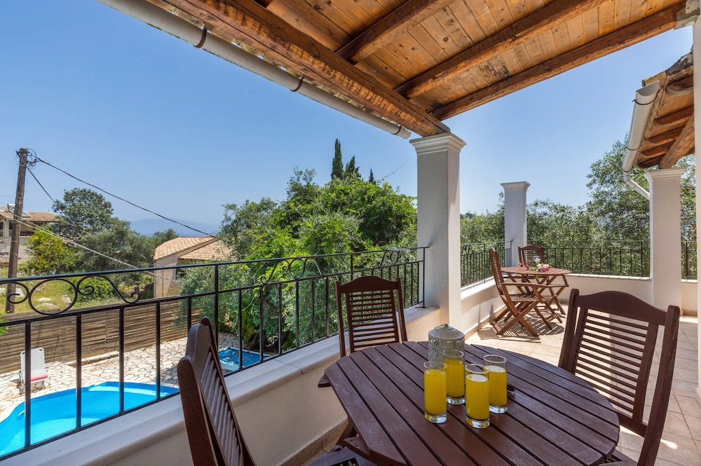 Villa Xanthipi view 3