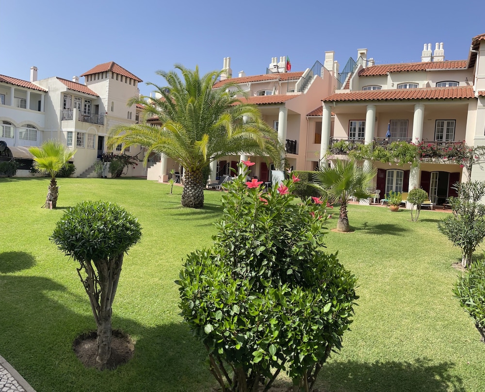 Old Village, Vilamoura Beautiful 3 Bed Townhouse