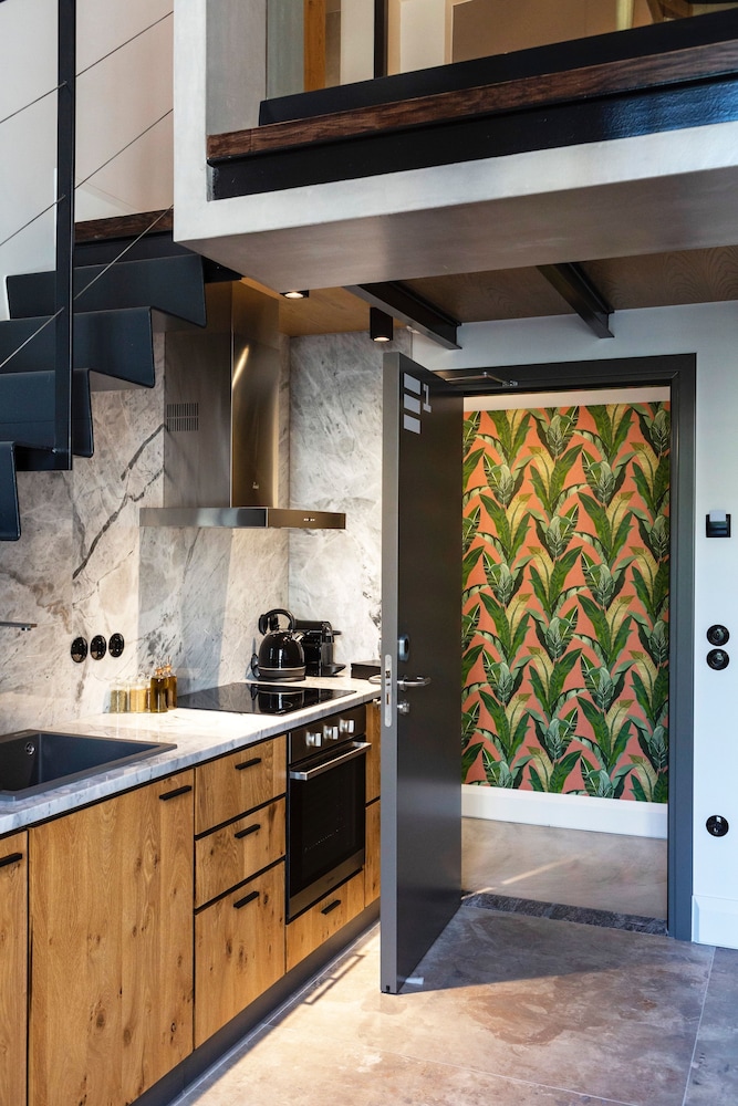 The Foundry Suites