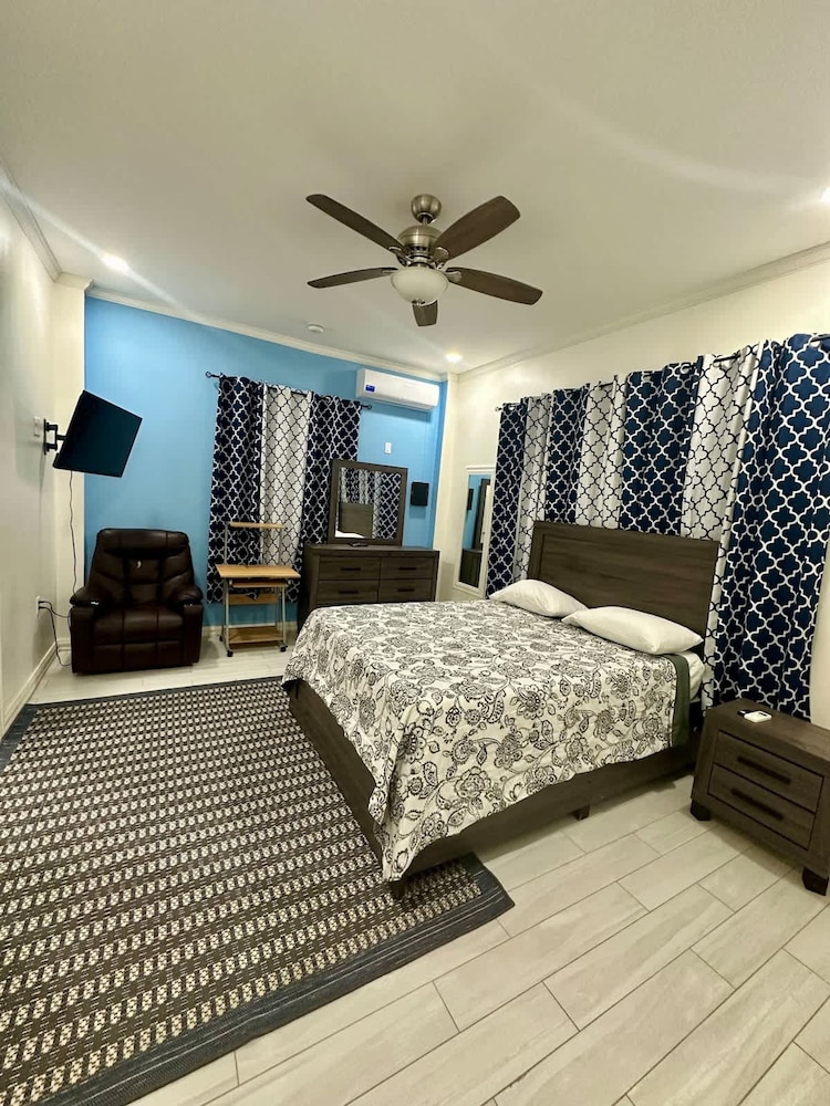 Senior Suite 3 Bedroom