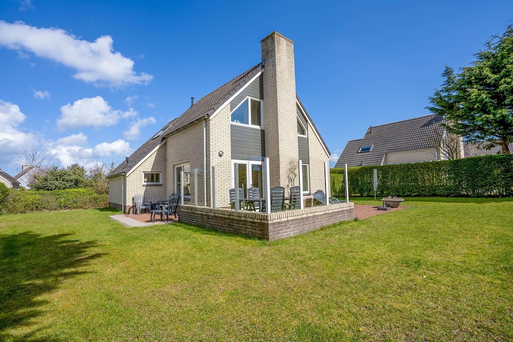 Charming Villa Near the sea and Forest With Sauna