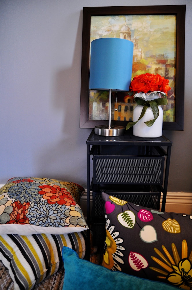 Colour Cube Guest House
