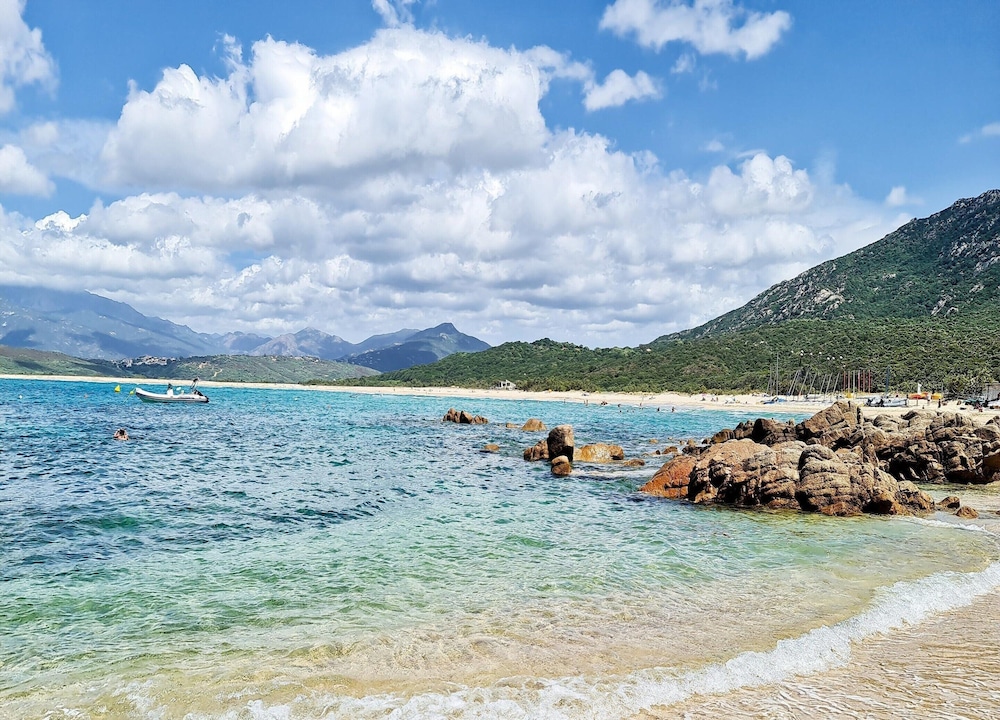 Chalet in Propriano Near Sandy Beaches