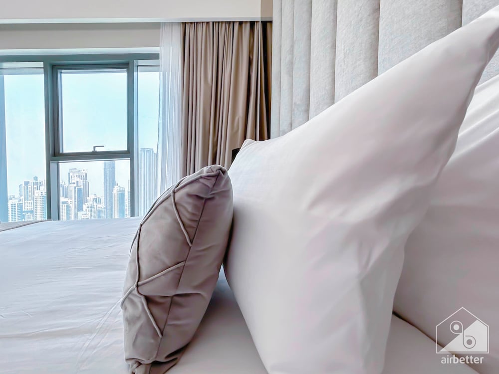 Spacious 3.5 Bedroom Apartment in Burj Royale