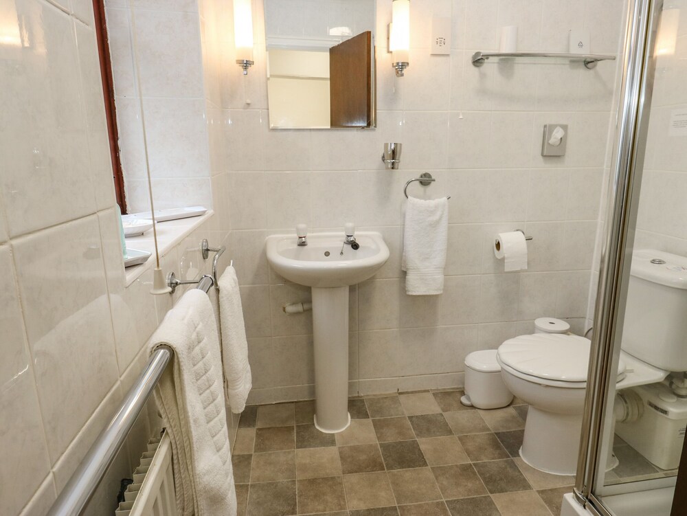 Butts Cottage, photo 14