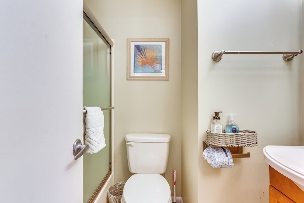 Private Beach Access: Hilton Head Island Condo!