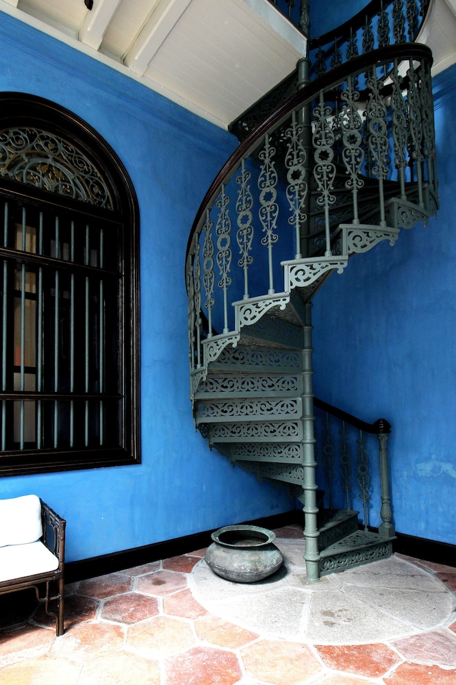Cheong Fatt Tze - The Blue Mansion 88