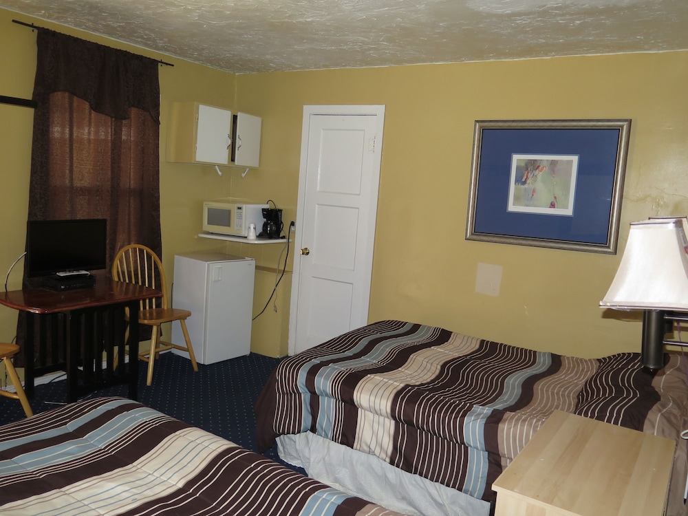 Pillow Talk Motel