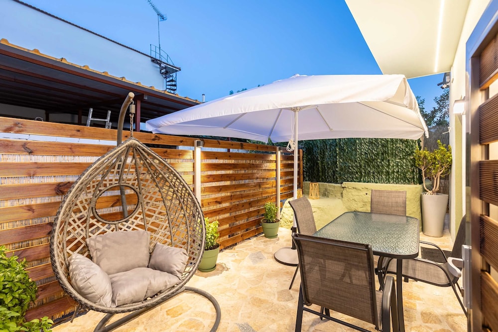 Filiatra Charming Urban Escapes Your Cozy Retreats