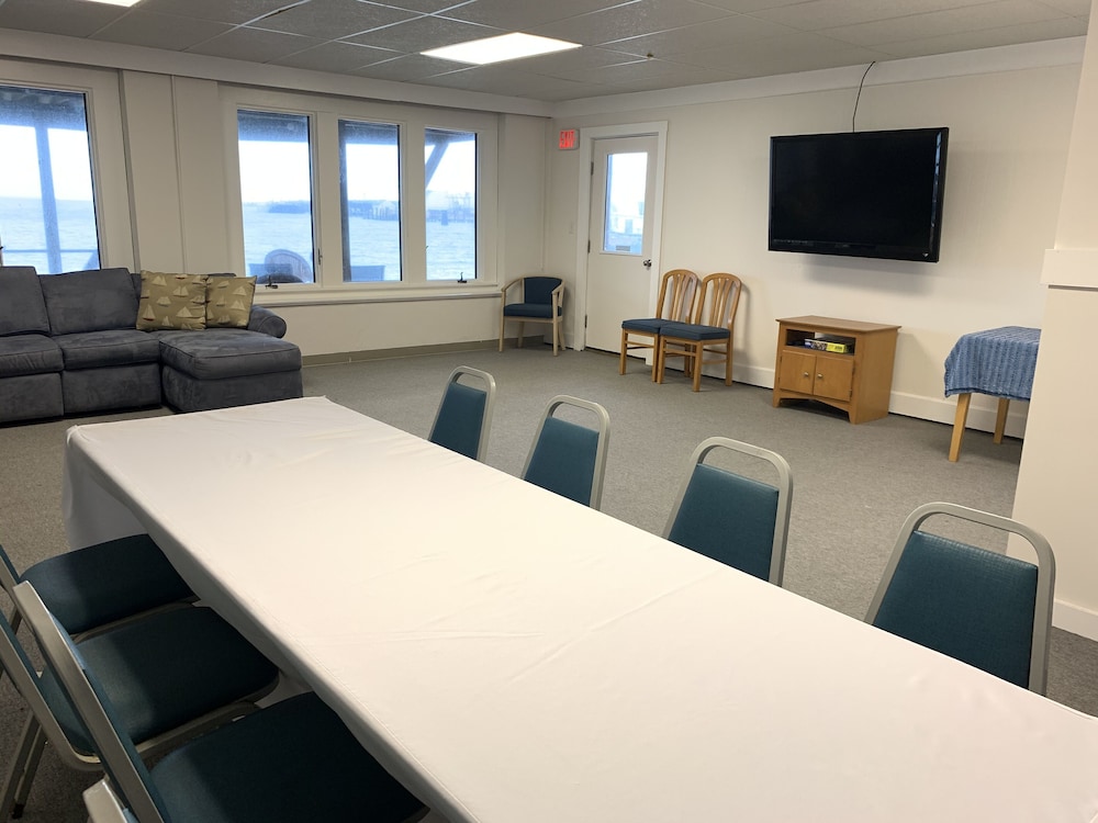 meeting & event spaces