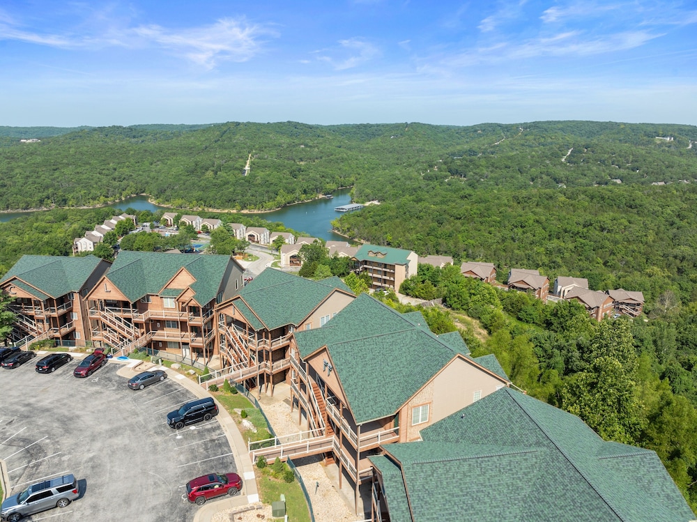 Cr-ff3 -mountain Breeze 2 Bedroom Home view 4