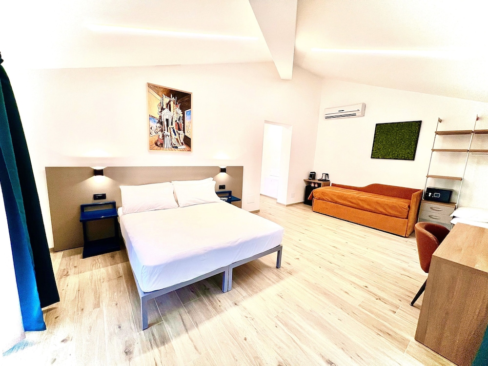 5 Terre hub suite