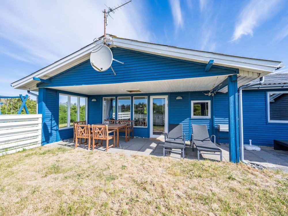 6 Person Holiday Home in Hvide Sande