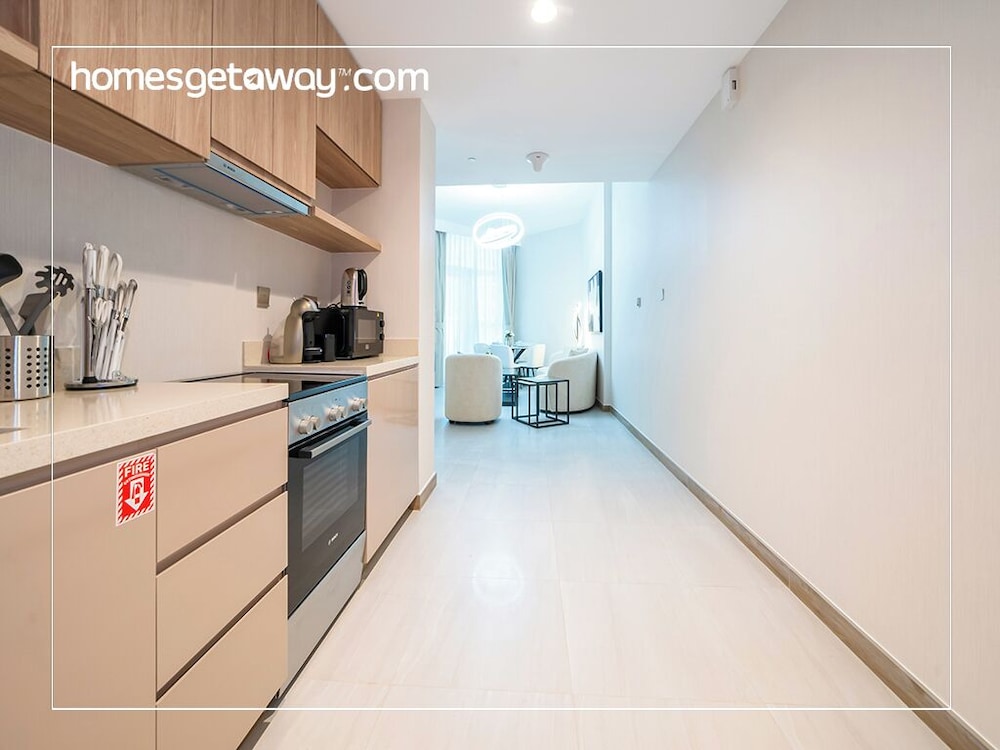 Indulge in Luxury 1BR Unit at Missoni Urban Oasis