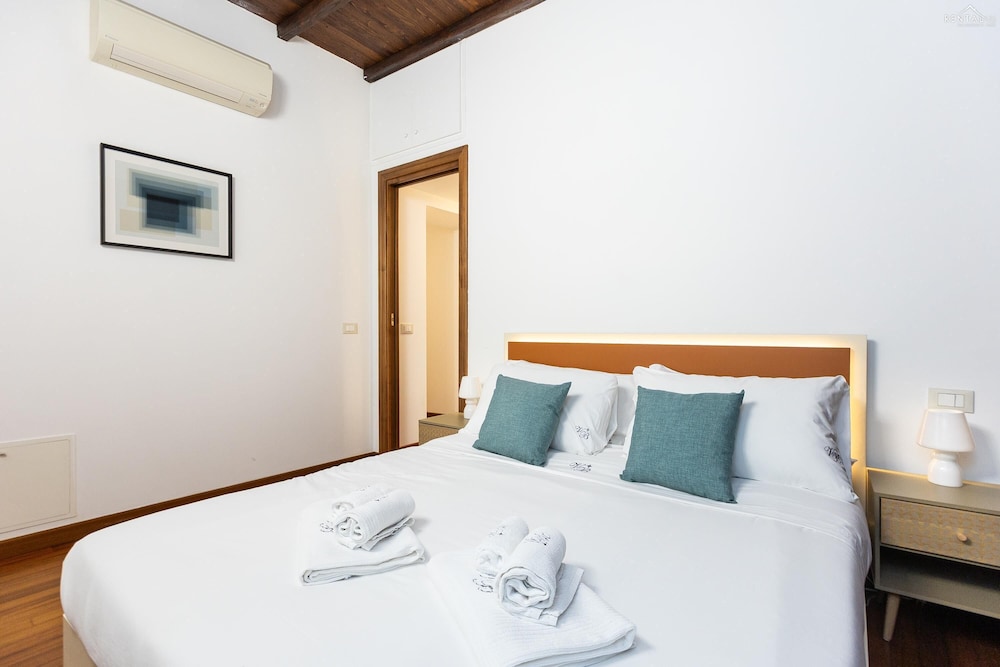 Vicolo Trevi Apartment