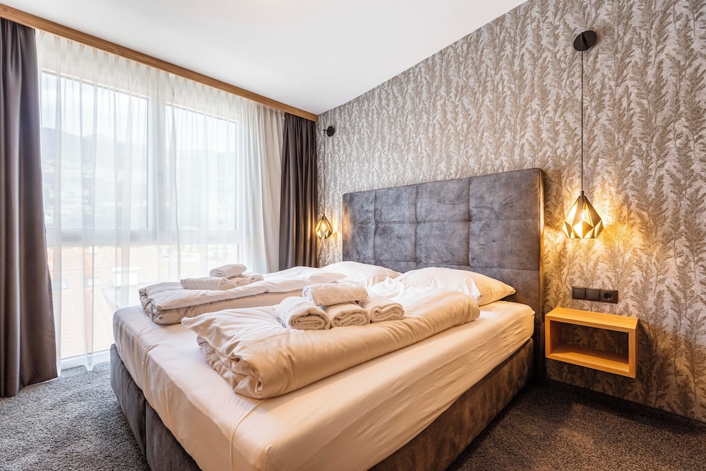 Zillertal Suites Fügen by ALPS RESORTS