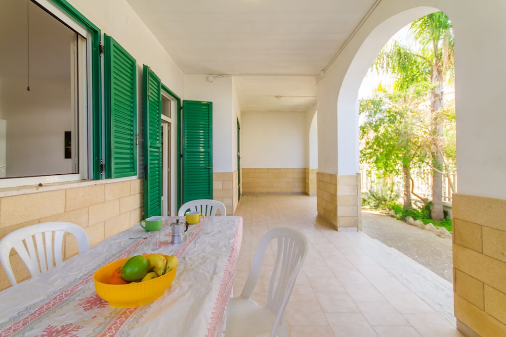 Casa del Mare with garden near the beach photo 5