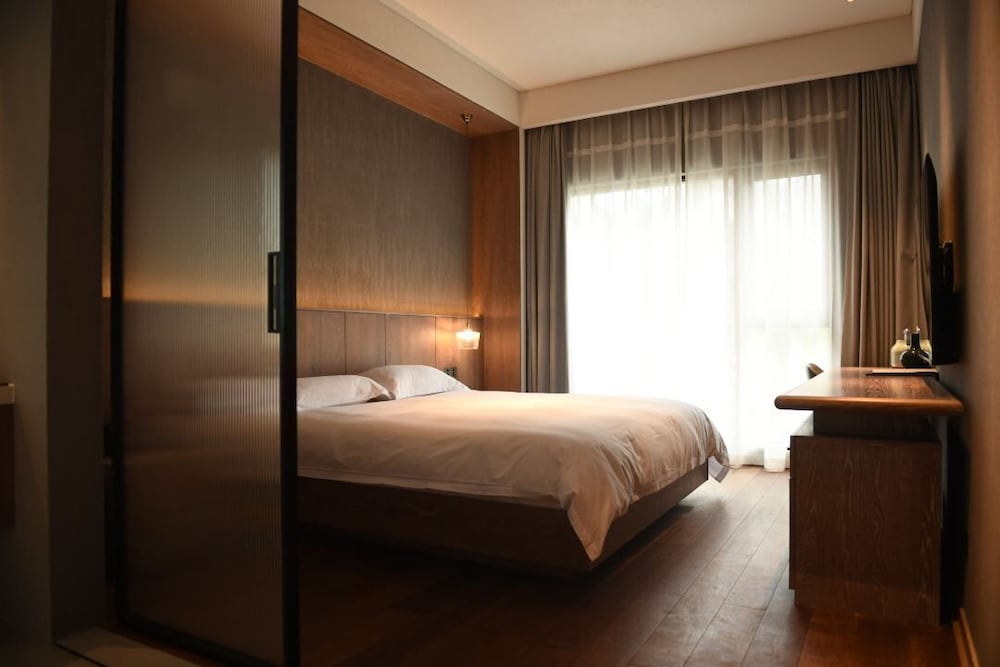 Wu Yi Creekside Homestay