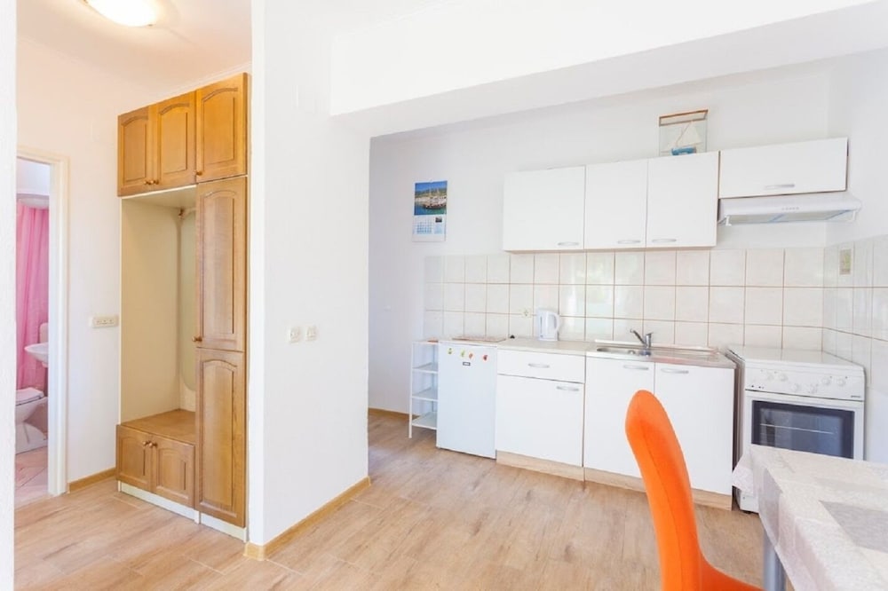 Tomislava - Ground Floor Apartments - A1 view 3