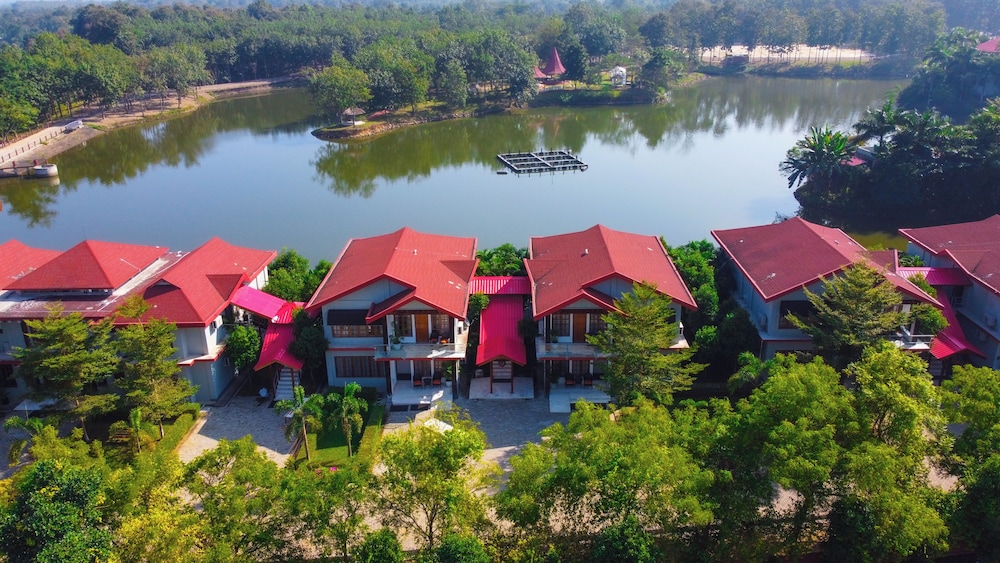 NOUNE RESORT