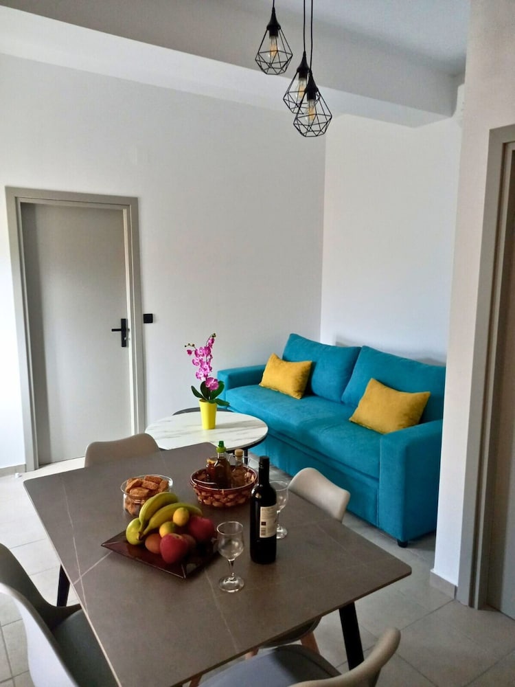 Kavros Cozy Apartment