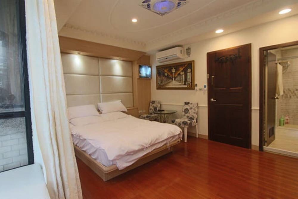 Peace Art Villa