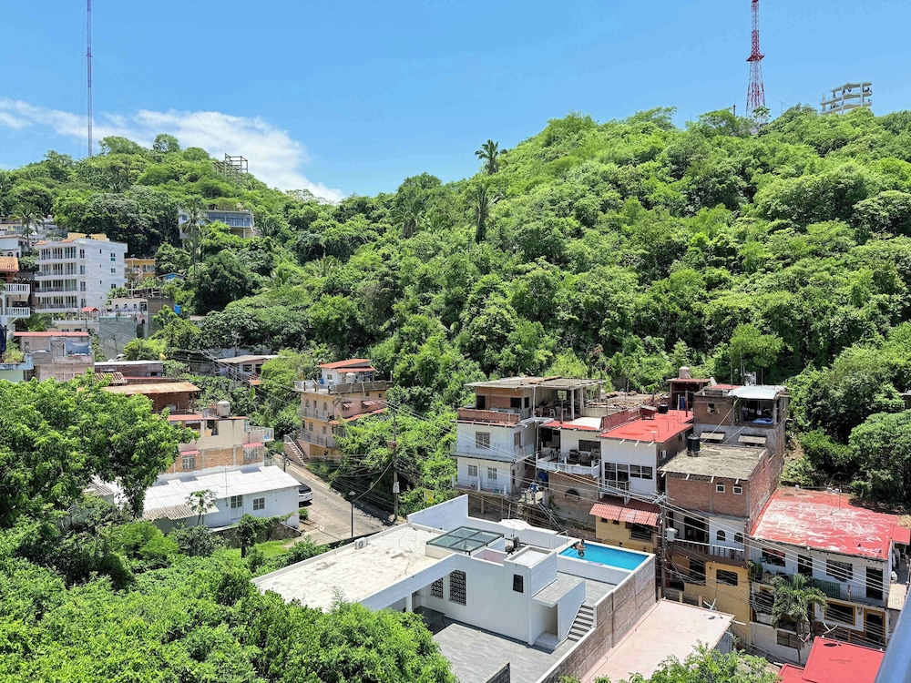 Skyline Serenity Rich Coast Puerto Vallarta