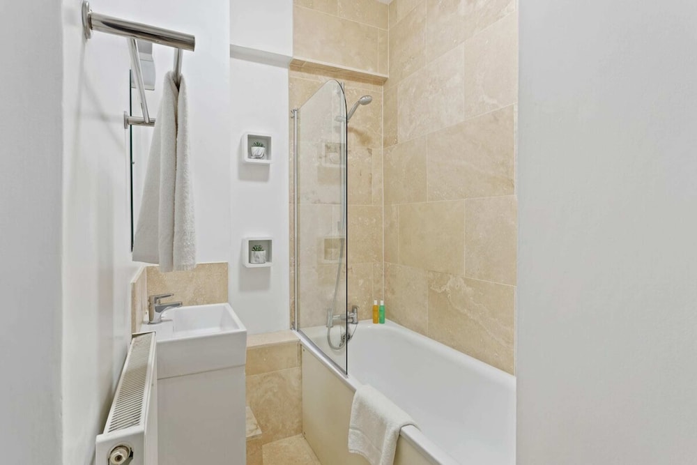 Trendy 1 Bedroom Apartment in the Heart of London